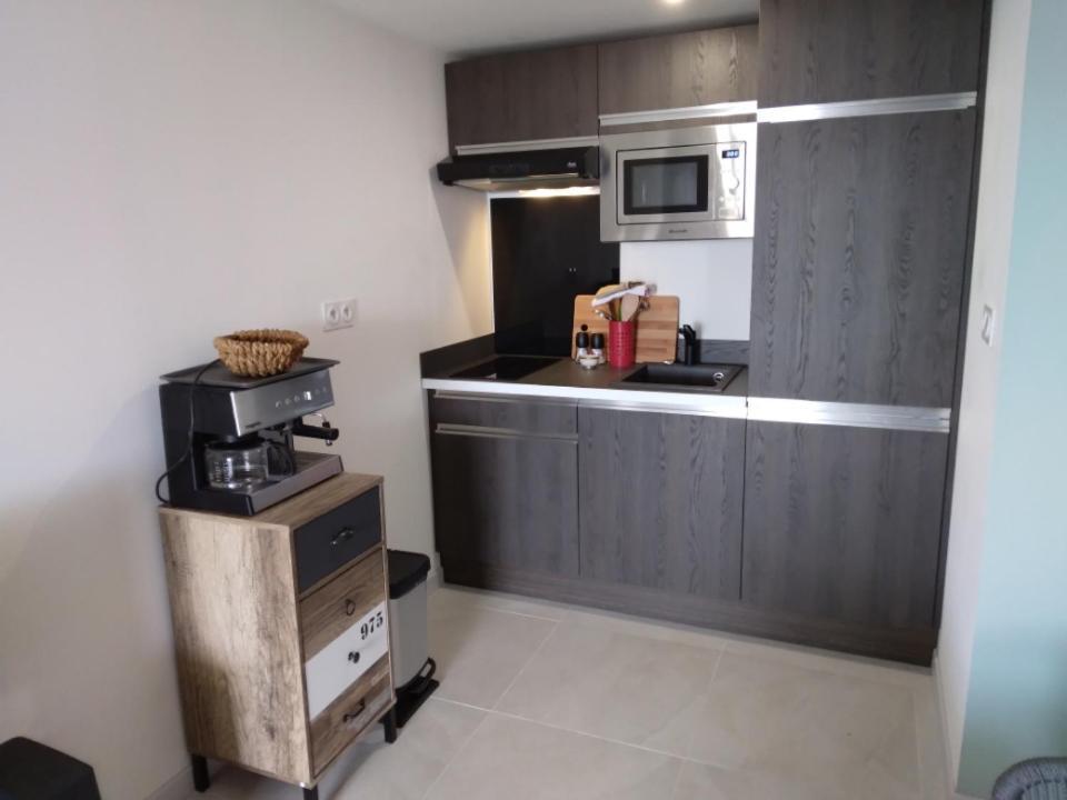 Le Spot 577 Bed and Breakfast La Ciotat Buitenkant foto